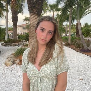 Meet your Posher, Sadie